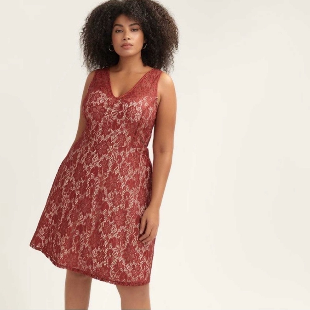 PLUS size lace detail dress